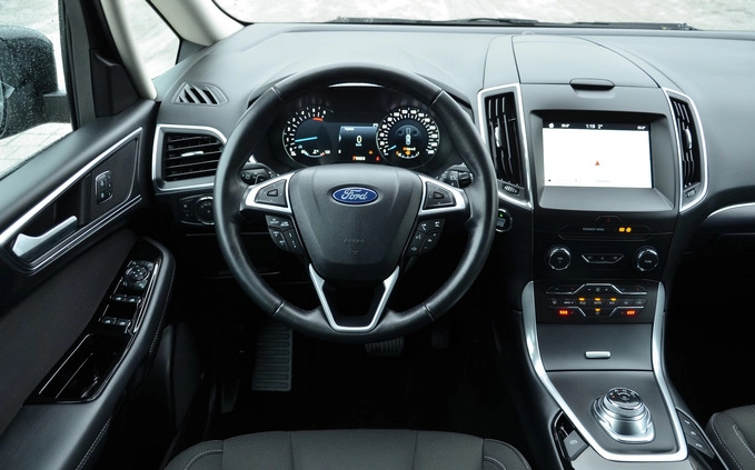 Ford S-Max cena 94889 przebieg: 133000, rok produkcji 2019 z Janów Lubelski małe 277